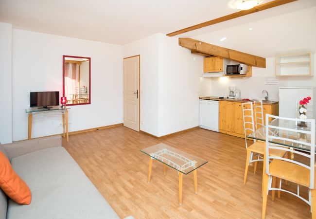 Ferienwohnung in Orelle - Hameau 3 303 - SPA & PISCINE appartement 6 pers