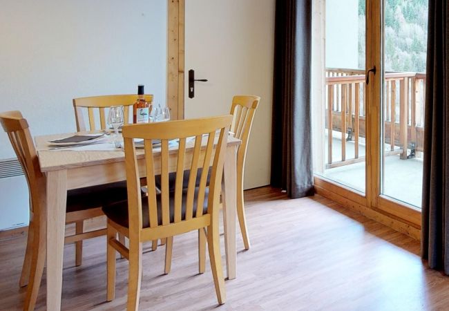 Studio in Orelle - Hameau 5 106b - SPA & PISCINE studio 4 pers. Studio in Orelle - Hameau 5 106b - SPA & PISCINE studio 4 pers.