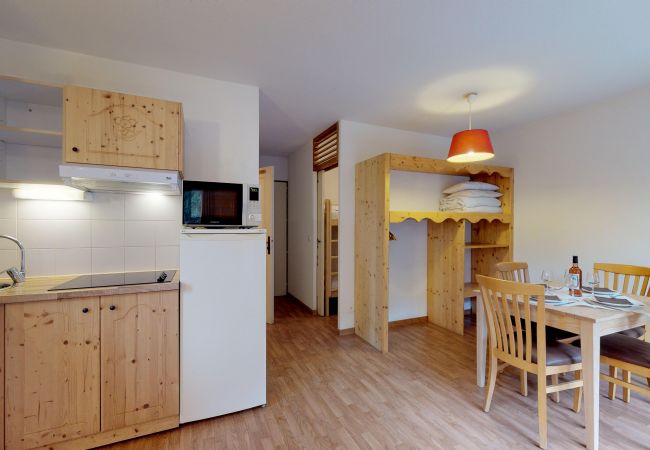 Studio in Orelle - Hameau 8 101 - SPA & PISCINE studio 4 pers. Studio in Orelle - Hameau 8 101 - SPA & PISCINE studio 4 pers.