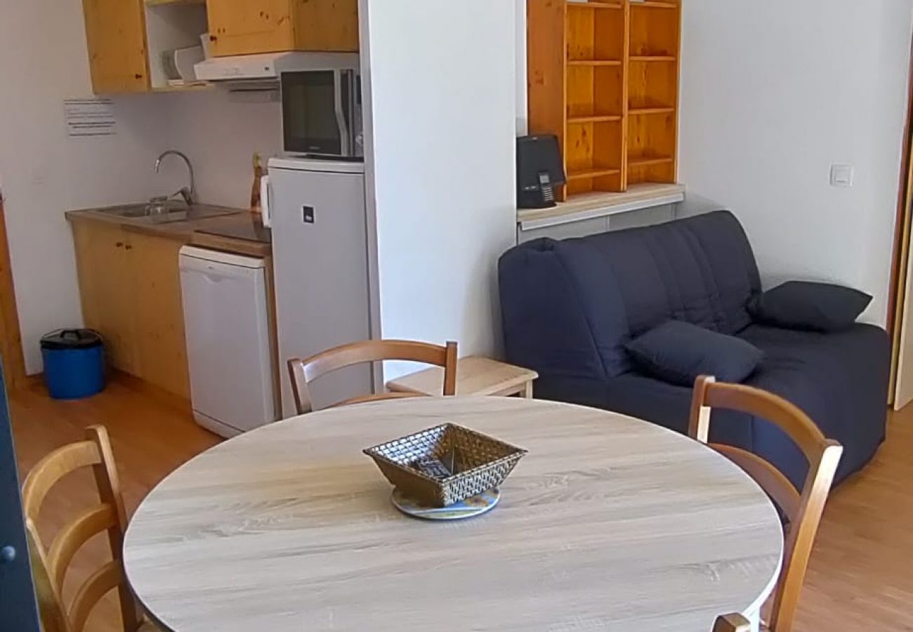 Studio in Orelle - Hameau 8 203 - SPA & PISCINE studio 4 pers.