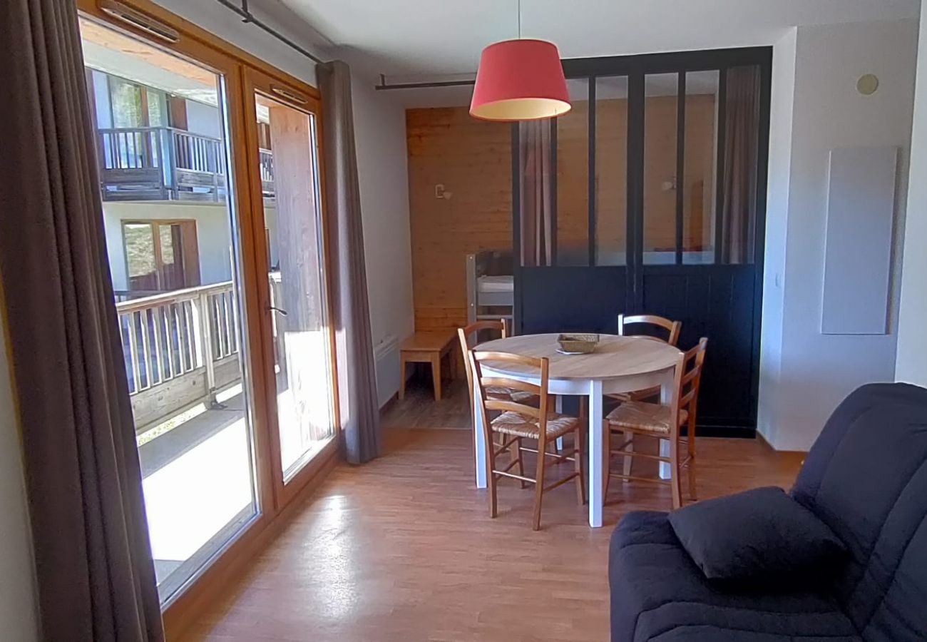 Studio in Orelle - Hameau 8 203 - SPA & PISCINE studio 4 pers.