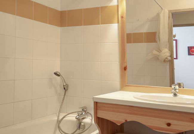 Ferienwohnung in Modane - Florence 2 103 - FAMILLE appart. 4 pers. Valfréjus Ferienwohnung in Modane - Florence 2 103 - FAMILLE appart. 4 pers. Valfréjus