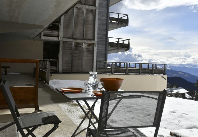 Ferienwohnung in Chamrousse - Vercors 1 035-FAMILLE & MONTAGNE appart. 6 pers Ferienwohnung in Chamrousse - Vercors 1 035-FAMILLE & MONTAGNE appart. 6 pers