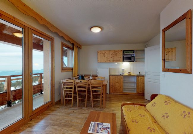 Ferienwohnung in Chamrousse - Vercors 2 040-FAMILLE & MONTAGNE appart. 6 pers Ferienwohnung in Chamrousse - Vercors 2 040-FAMILLE & MONTAGNE appart. 6 pers