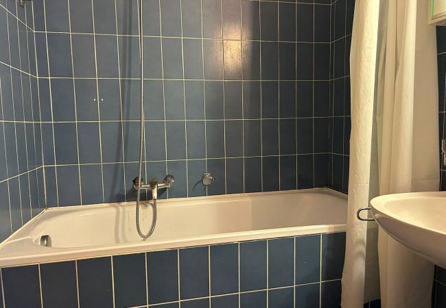 Badezimmer Wohnung D 012, in Veysonnaz in der Schweiz