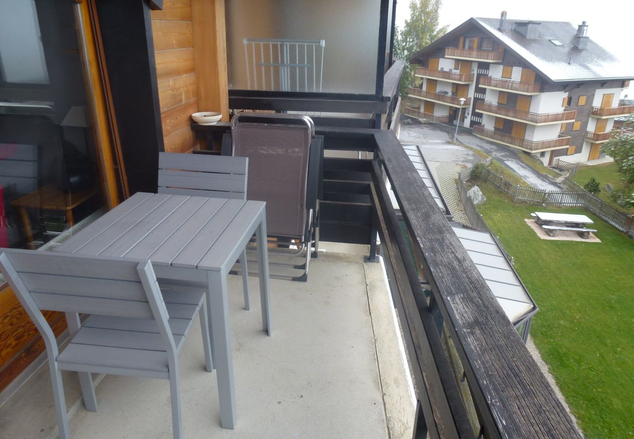 Balkon Beaulieu F 063 in Veysonnaz in der Schweiz