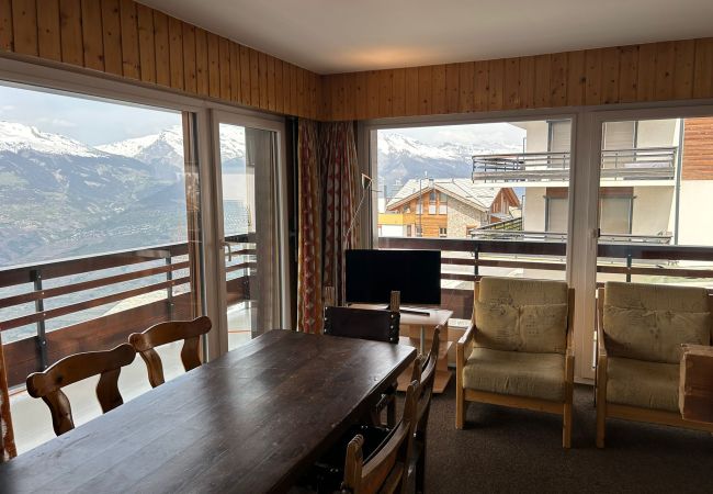 Esszimmer Apartment Diablerets D 010, in Veysonnaz in der Schweiz