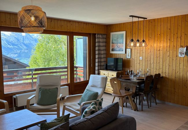 Salon Appartement Beaulieu F 022 in Veysonnaz in der Schweiz