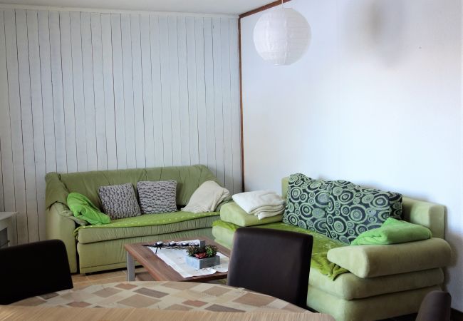 Wohnzimmer Apartment Magrappé M 544, in Veysonnaz in der Schweiz