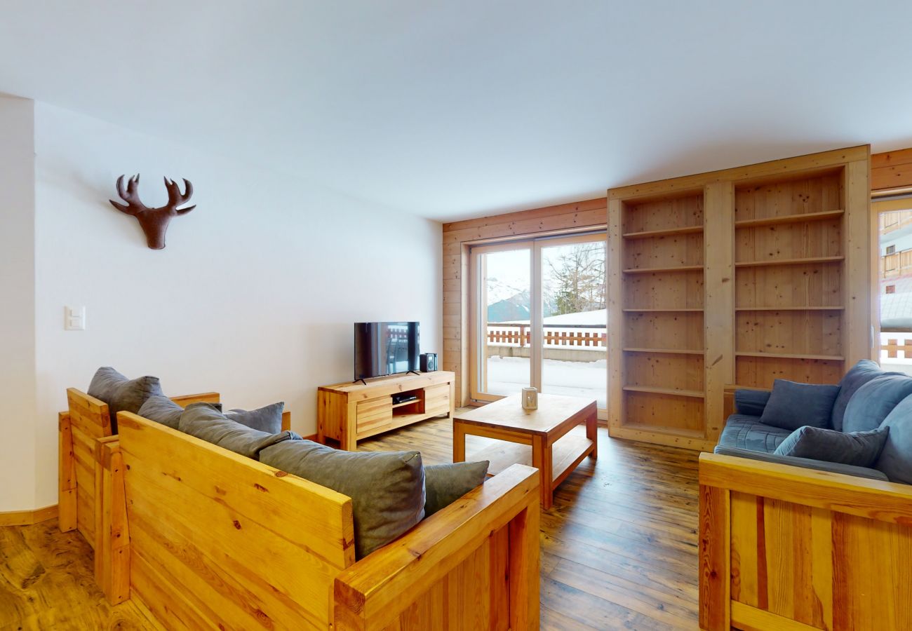 Wohnzimmer Wohnung Les Mayens MA 002 in Veysonnaz in der Schweiz