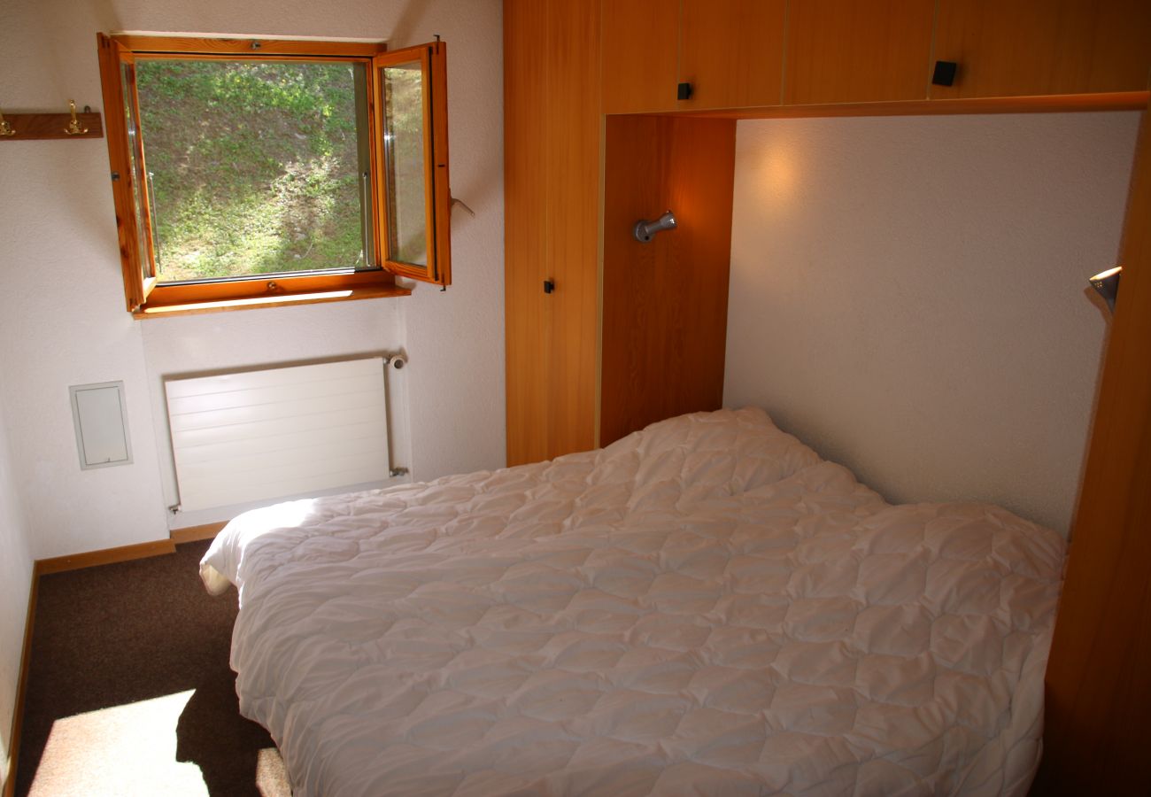 Schlafzimmer Apartment Les Mélèzes S 001, in Veysonnaz in der Schweiz