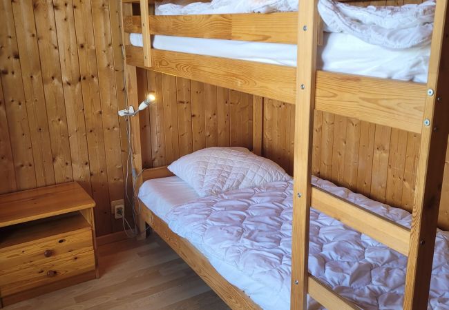 Ferienwohnung in Veysonnaz - La Crettaz app.dans chalet - SUNNY apartment 6 p