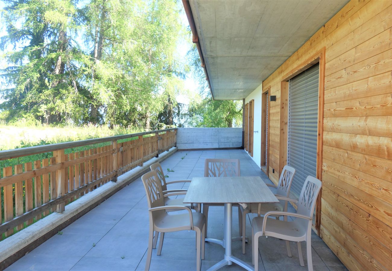 Terrasse Wohnung Les Mayens MB 001, in Veysonnaz in der Schweiz