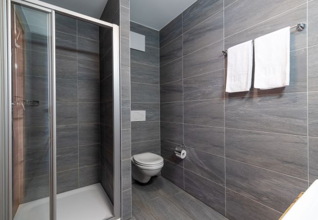 Ferienwohnung in Veysonnaz - Les Mayens MB 021 -  LUXURY apartment 18 pers Ferienwohnung in Veysonnaz - Les Mayens MB 021 -  LUXURY apartment 18 pers