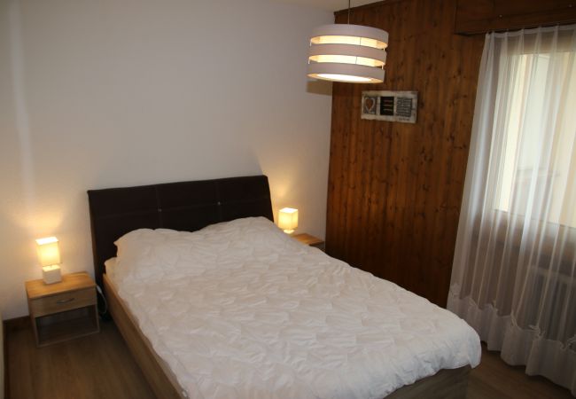 Schlafzimmer Apartment Magrappé M 451, in Veysonnaz in der Schweiz