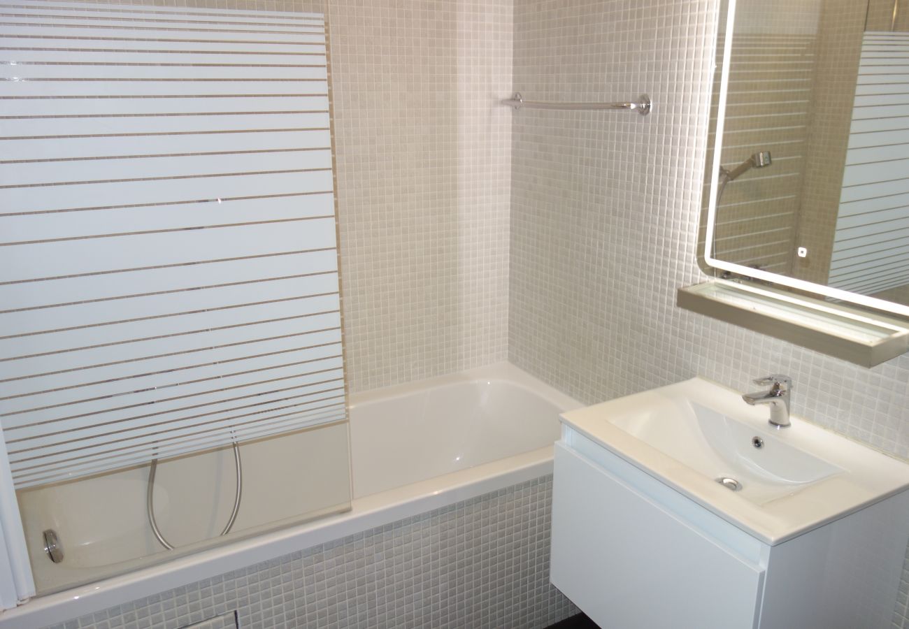 Badezimmer Wohnung Magrappé M 451, in Veysonnaz in der Schweiz