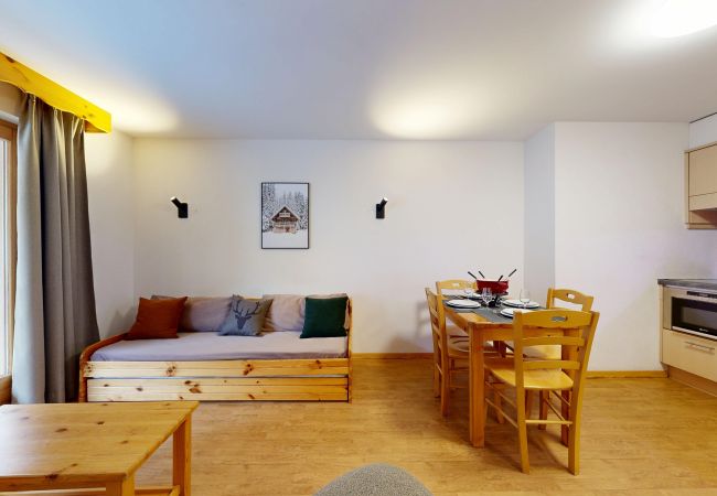  in Haute-Nendaz - Pracondu 2 002 - OUTDOOR & FUN  apartment 4 pers