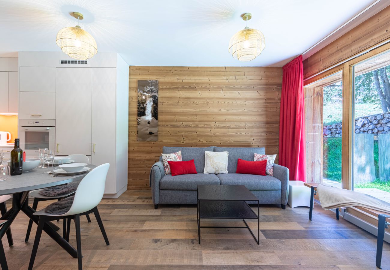 Wohnzimmer der Ferienwohnung Polaris 1 004 in Zinal, Schweiz