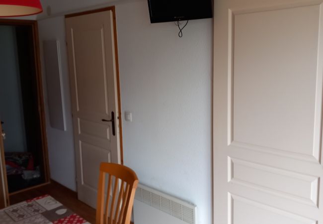 Ferienwohnung in Orelle - Hameau 8 102 - SPA & PISCINE appartement 4 pers Ferienwohnung in Orelle - Hameau 8 102 - SPA & PISCINE appartement 4 pers