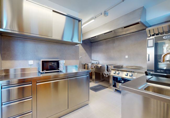 Chalet in Les Agettes - Chalet de l'Ours AUTHENTIC & NATURE 66 pers, Chalet in Les Agettes - Chalet de l'Ours AUTHENTIC & NATURE 66 pers,