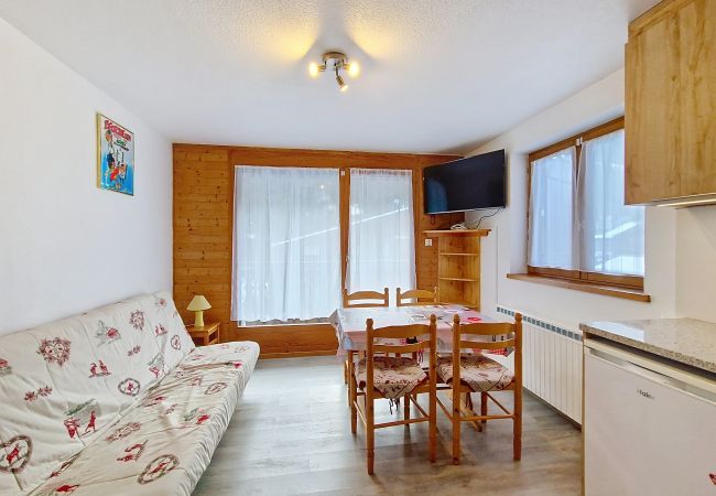 Wohnzimmer Perthuis D9 - Linga