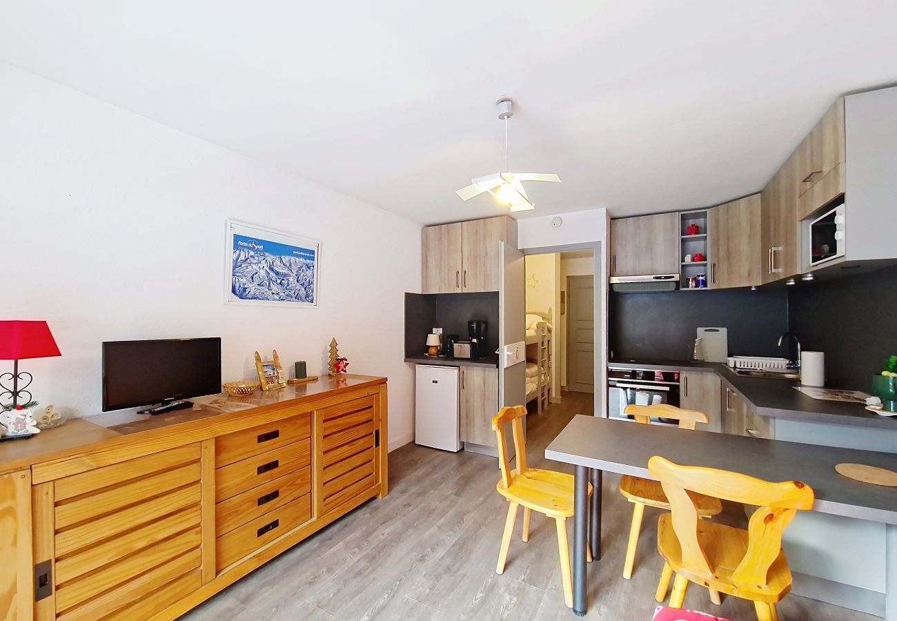 Studio in Châtel - Portes Du Soleil PSA47 SKI & MOUNTAIN 4 Per