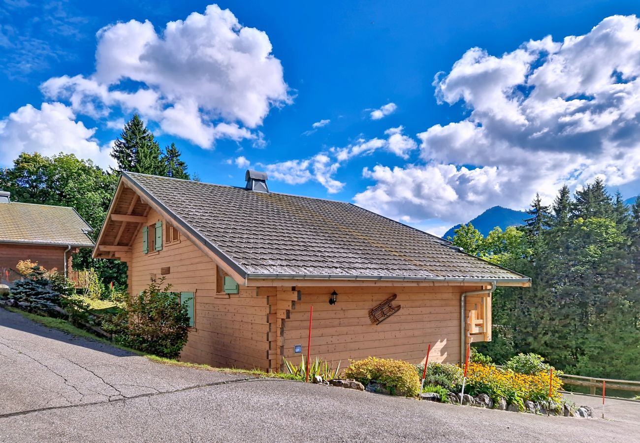 Chalet in Châtel - Chalet Casimir CSM CHARMING & NATURE 10 Pers.