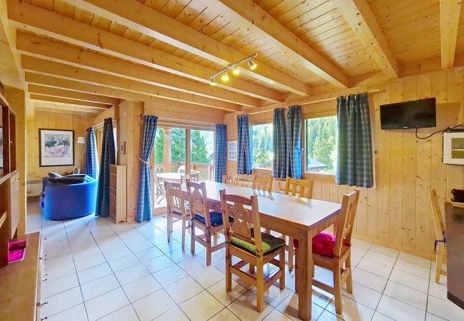 Chalet in Châtel - Chalet de l'Oy CDO CHARMING & SUN 9 Pers. Chalet in Châtel - Chalet de l'Oy CDO CHARMING & SUN 9 Pers.