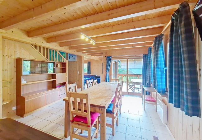 Chalet in Châtel - Chalet de l'Oy CDO CHARMING & SUN 9 Pers. Chalet in Châtel - Chalet de l'Oy CDO CHARMING & SUN 9 Pers.