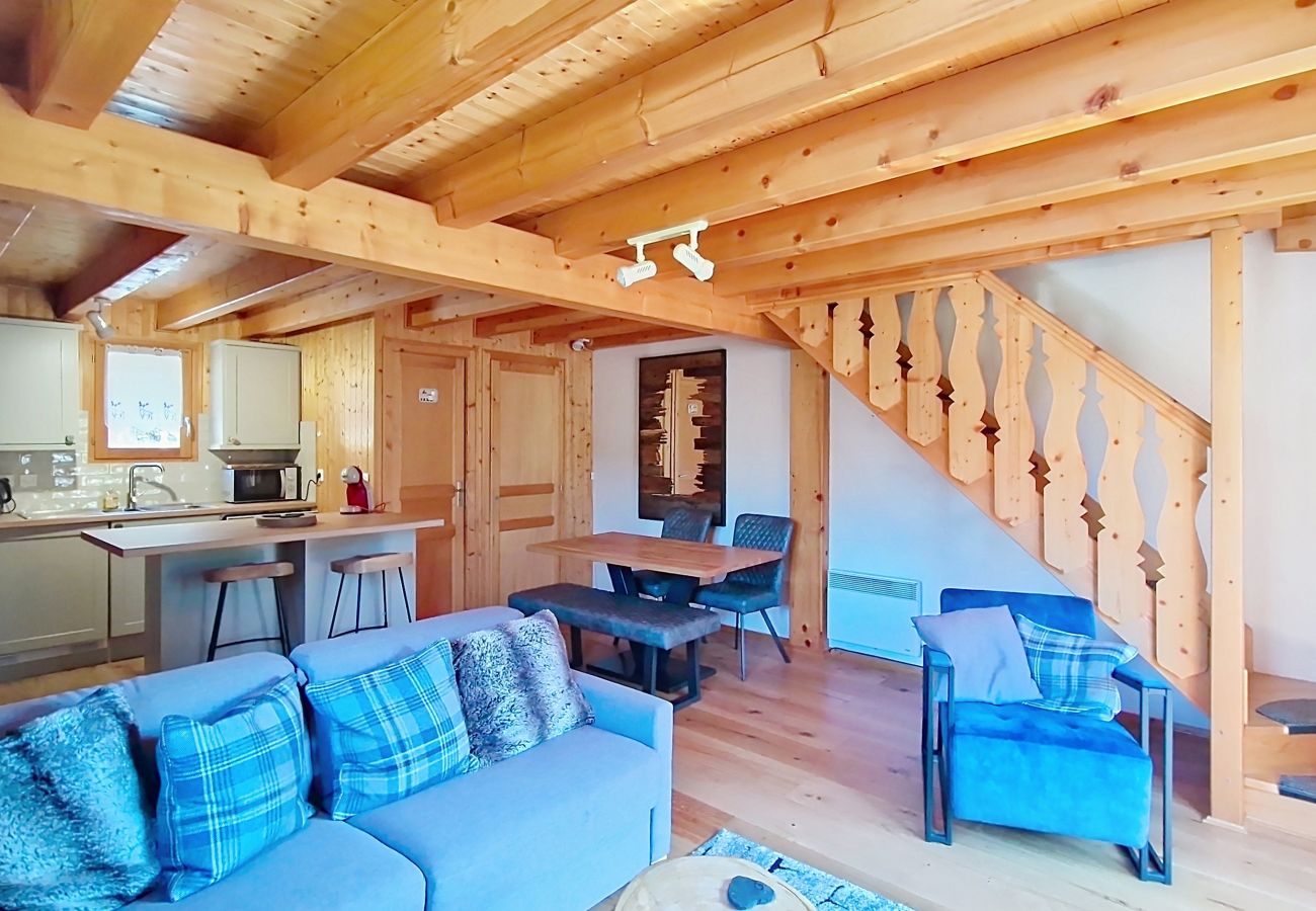 Chalet in Châtel - Chalet Ecureuil ECR CHARMING & NATURE 5 Pers.