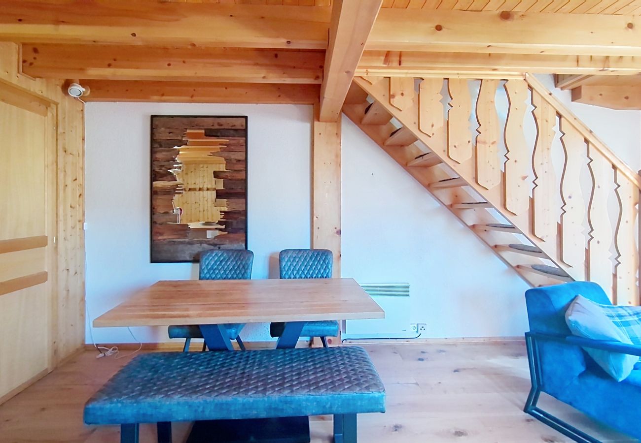 Chalet in Châtel - Chalet Ecureuil ECR CHARMING & NATURE 5 Pers.