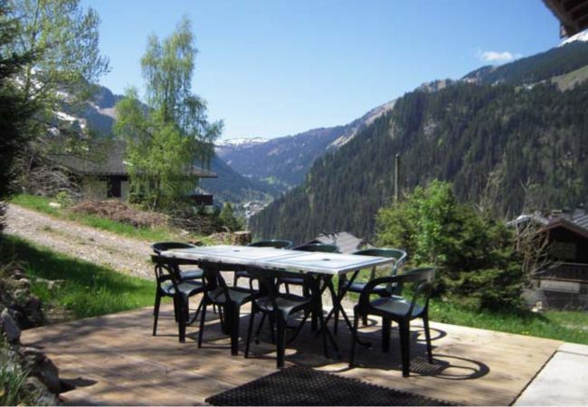 Chalet in Châtel - Chalet le Cairn CRN CENTER & TELECABINE 10 Pers. Chalet in Châtel - Chalet le Cairn CRN CENTER & TELECABINE 10 Pers.