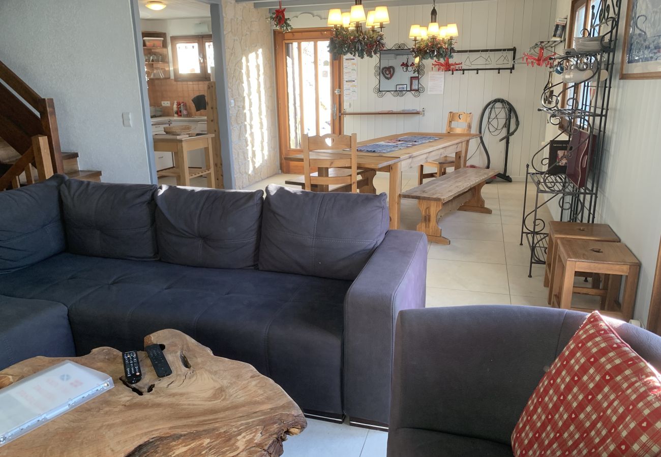 Chalet in Châtel - Chalet le Cairn CRN CENTER & TELECABINE 10 Pers.