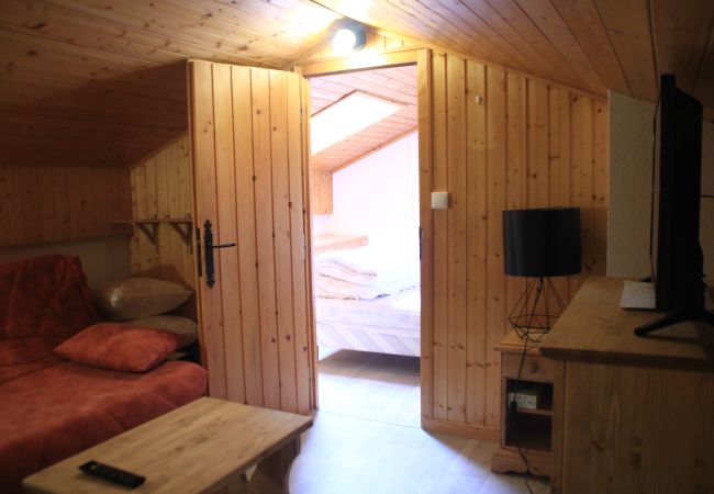 Ferienwohnung in Châtel - Chalet de l'Oy OY16 NATURE & MOUNTAIN 6 Pers. Ferienwohnung in Châtel - Chalet de l'Oy OY16 NATURE & MOUNTAIN 6 Pers.