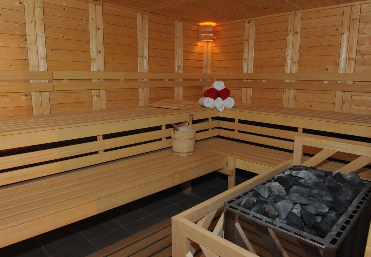 Ferienwohnung in Orelle - Hameau 4 106 - SPA & PISCINE appartement 6 pers