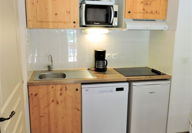 Appartement in Orelle - Hameau 4 301 - SPA & PISCINE appartement 4 pers Appartement in Orelle - Hameau 4 301 - SPA & PISCINE appartement 4 pers