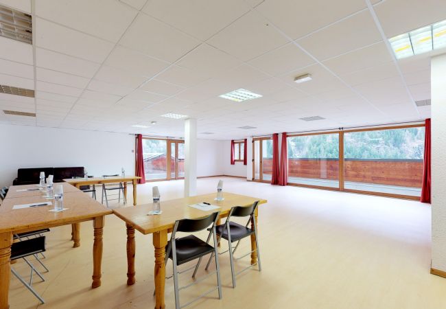 Studio in Orelle - Hameau 8 201 - SPA & PISCINE studio 4 pers. Studio in Orelle - Hameau 8 201 - SPA & PISCINE studio 4 pers.