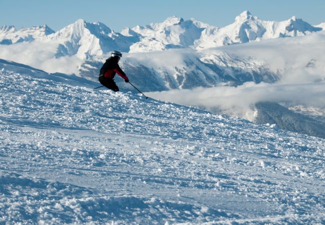 Studio in Orelle - Hameau 8 205 - SPA & PISCINE studio 4 pers. Studio in Orelle - Hameau 8 205 - SPA & PISCINE studio 4 pers.