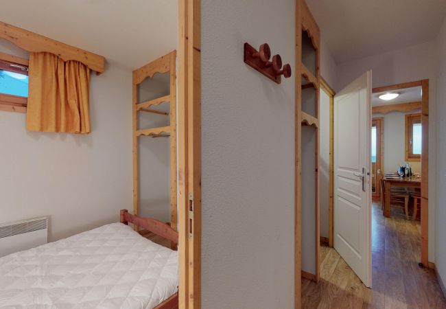 Appartement in Chamrousse - Vercors 2 040-FAMILLE & MONTAGNE appart. 6 pers Appartement in Chamrousse - Vercors 2 040-FAMILLE & MONTAGNE appart. 6 pers
