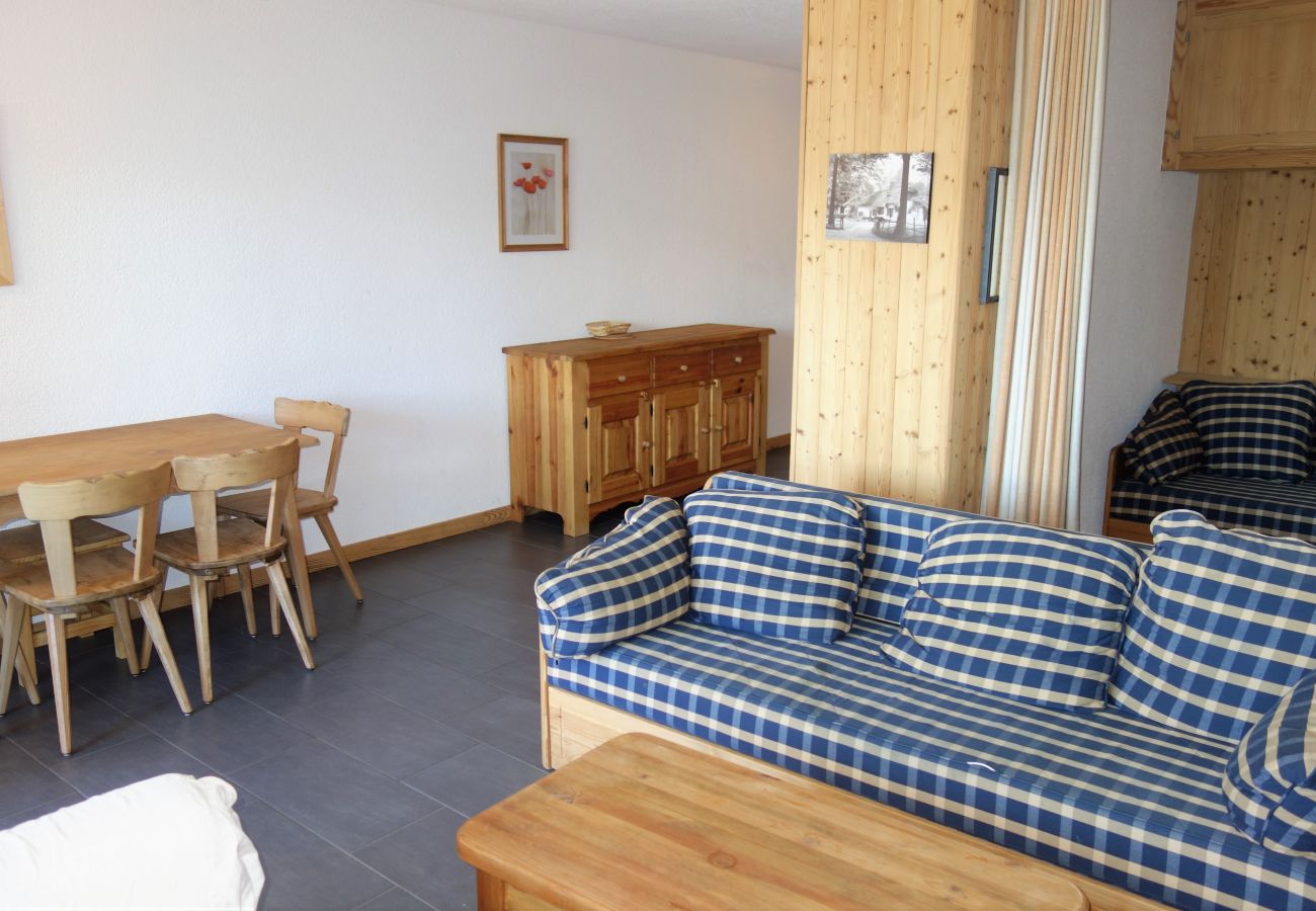 Salon Appartement Magrappé M 125, in Veysonnaz, Zwitserland