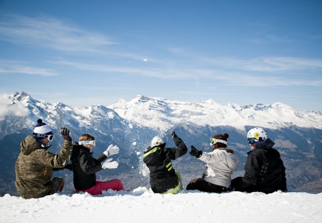 Chalet in Veysonnaz - Hirondelle JACUZZI & LUXURY chalet 12 pers Chalet in Veysonnaz - Hirondelle JACUZZI & LUXURY chalet 12 pers