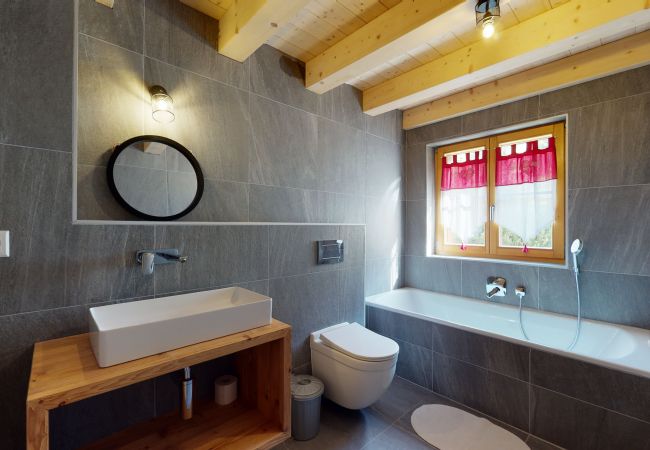 Appartement in Haute-Nendaz - Des Alpes (003) - ON THE SLOPES apartment 10 pers Appartement in Haute-Nendaz - Des Alpes (003) - ON THE SLOPES apartment 10 pers