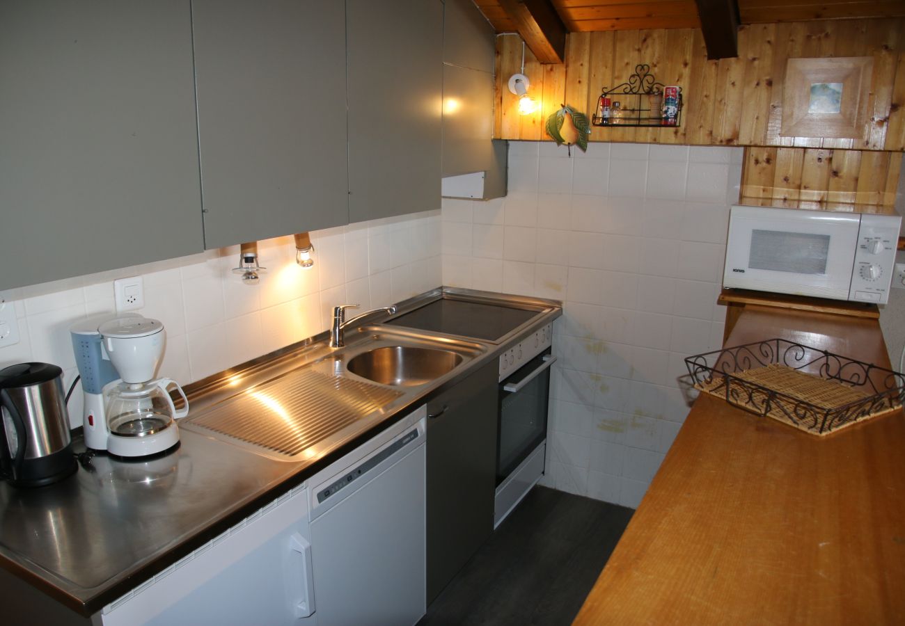 Keuken Beaulieu F 063 in Veysonnaz in Zwitzerland