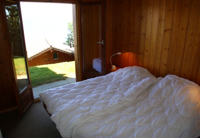 Chalet in Salins - Fontannets 001 COSY & MOUNTAIN chalet 10 pers Chalet in Salins - Fontannets 001 COSY & MOUNTAIN chalet 10 pers