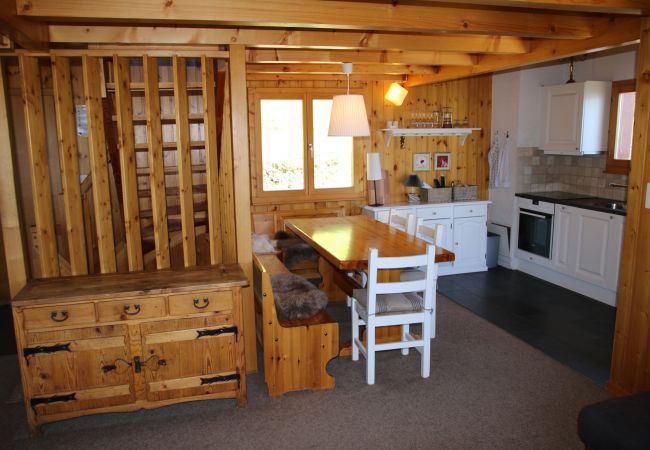 Chalet in Salins - Fontannets 009 QUIET & SUPERIOR chalet 8 pers Chalet in Salins - Fontannets 009 QUIET & SUPERIOR chalet 8 pers