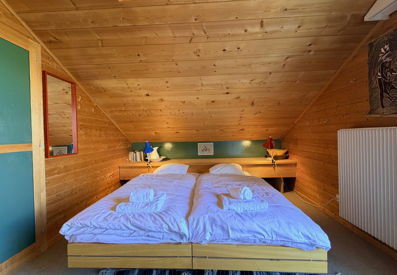 Chalet in Veysonnaz - Cache-Cache MOUNTAIN & QUIET chalet 10 pers