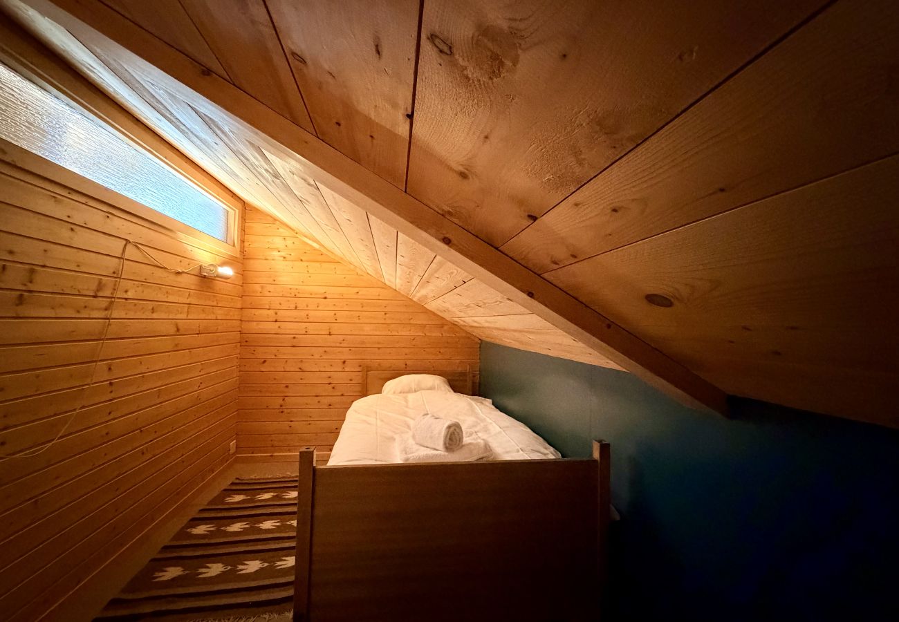 Chalet in Veysonnaz - Cache-Cache MOUNTAIN & QUIET chalet 10 pers