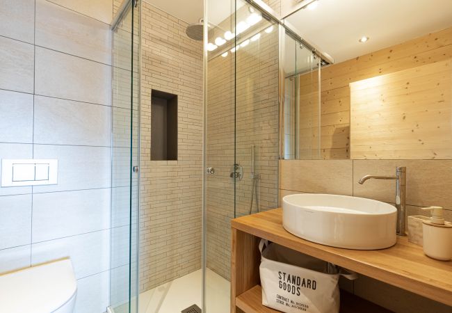 Chalet in Les Masses - Touti LUXURY & NEW BUILD chalet 10 pers Chalet in Les Masses - Touti LUXURY & NEW BUILD chalet 10 pers