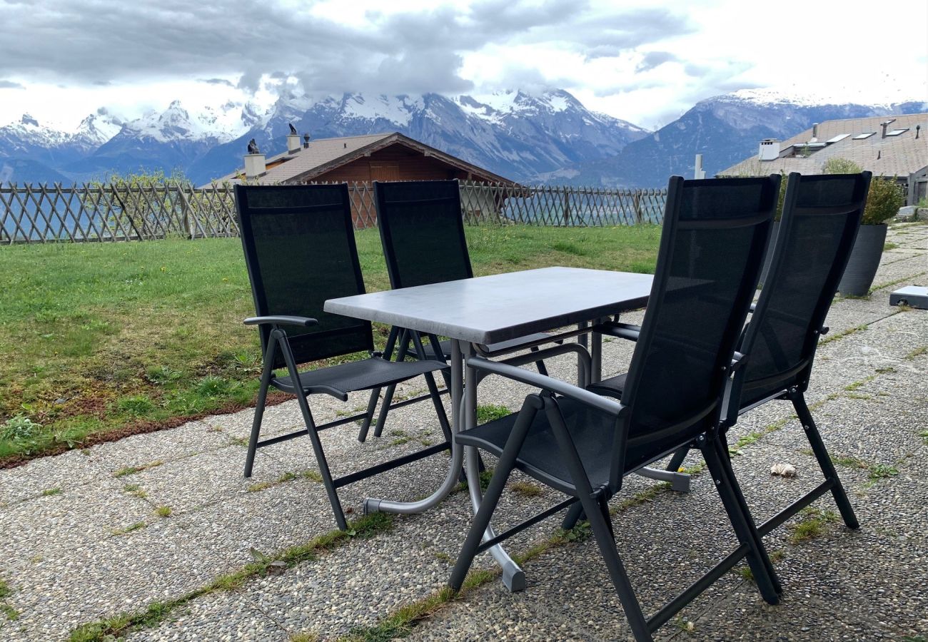 Terras Appartement Greppons O 002, in Veysonnaz, Zwitserland