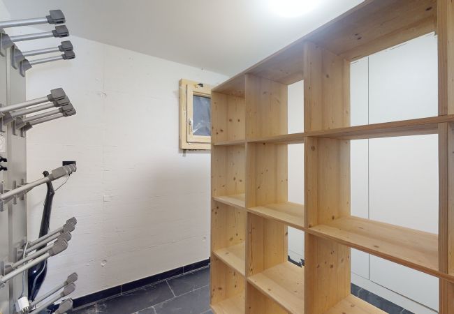 Chalet in Vex - Ecureuil noir COSY & QUIET chalet 10 personnes Chalet in Vex - Ecureuil noir COSY & QUIET chalet 10 personnes